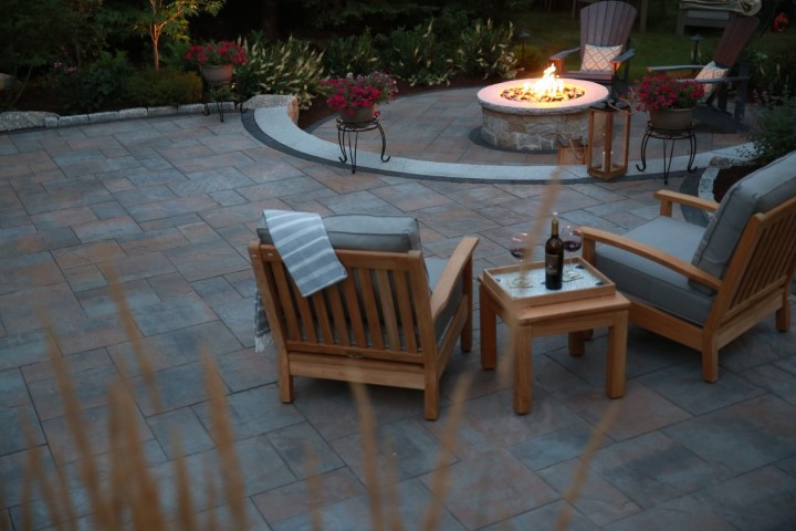 Cambridge XL Ledgestone Pavers