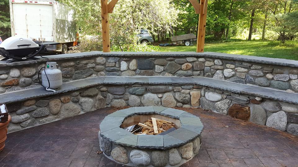 Smithfield Rounds River Rock Veneer Stone